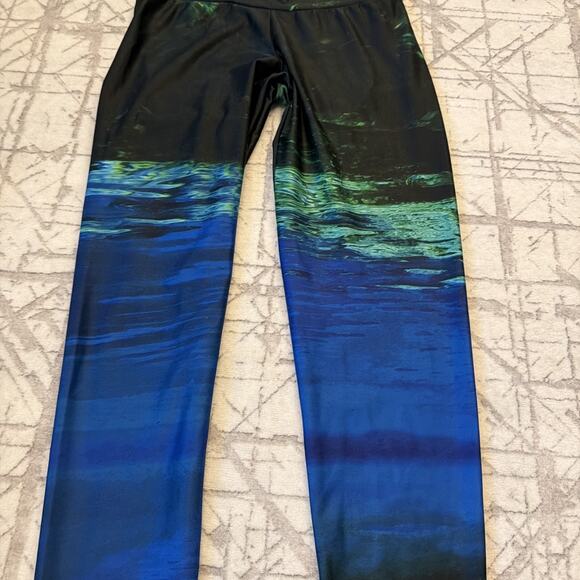 Waterlust Women's Fountain of Youth Leggings 50+UPF Multicolor Green Size Medium - Picture 3 of 10